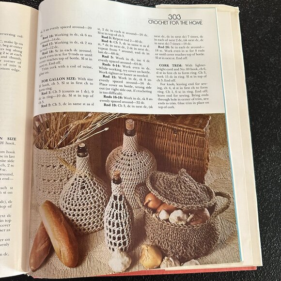 McCall's Crochet Treasury – Hardcover Book Over 150 Ideas to Crochet, 320 Pages - Picture 9 of 15